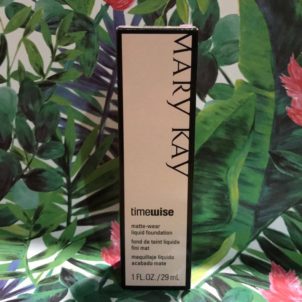 Mary Kay Timewise matte wear foundation Bronze